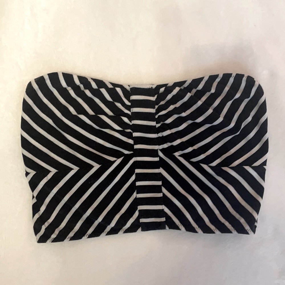 Free people black and white crop top